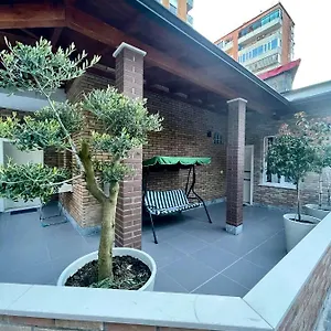 Apartment E&a